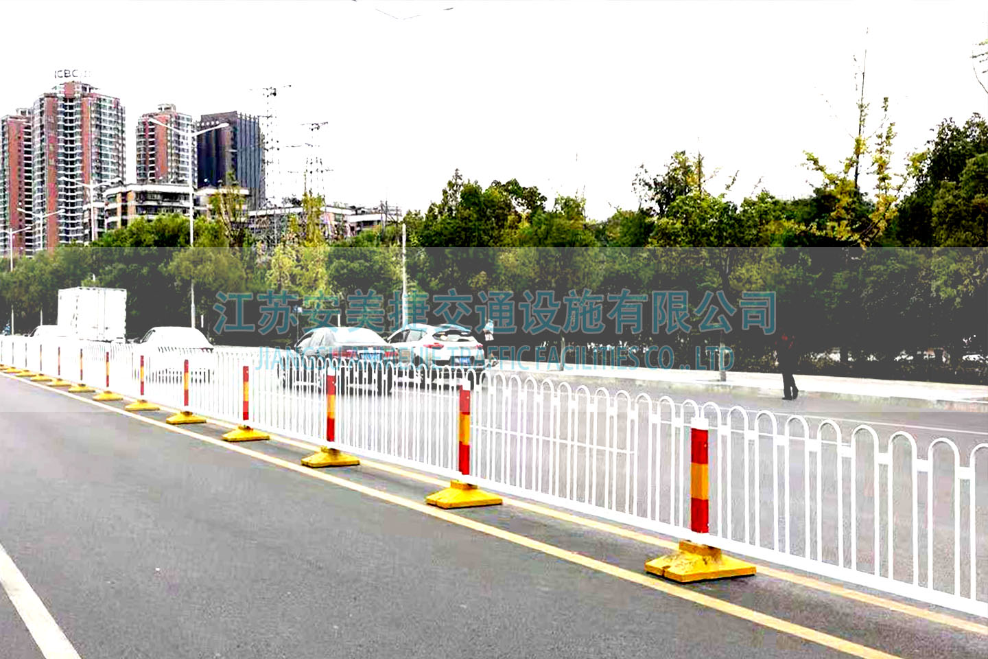 武汉市道路交通护栏30000米采购项目