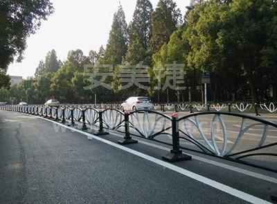 花型道路护栏.jpg