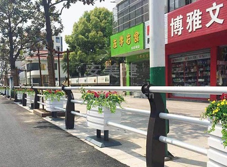 铝制花箱道路护栏