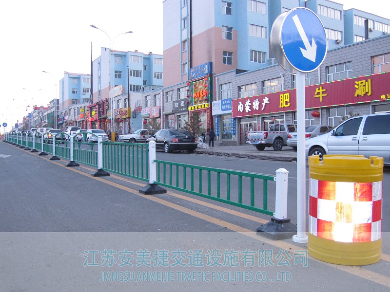 8941551061550870.jpg 城市文化护栏20-2.jpg